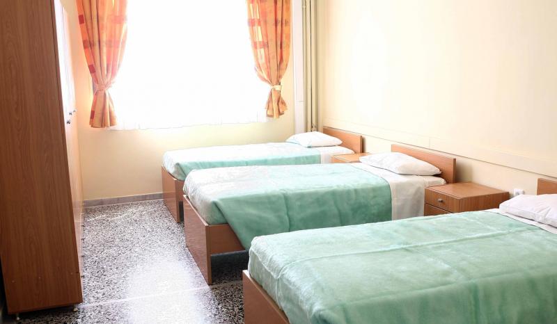 Έκλεβε κουφώματα