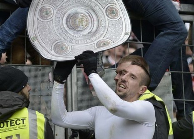 Δίκη με κλειστές πόρτες ζητάει η Μπάγερν