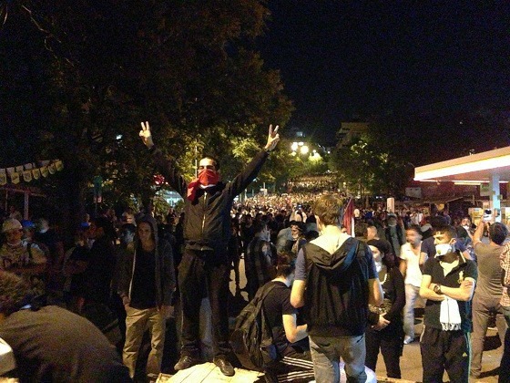 Συμπλοκές στην Κωνσταντινούπολη