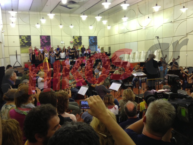 ΦΩΤΟ – Εικόνες μέσα και έξω από την ΕΡΤ