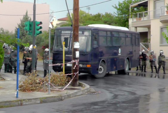 ΒΙΝΤΕΟ-Επεισόδια στο Βόλο