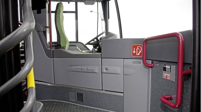 Επιβίβαση από τη μπροστινή πόρτα