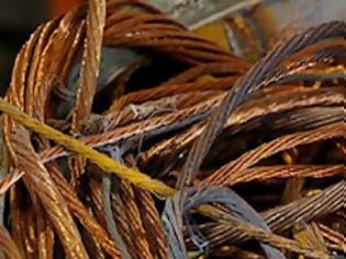 Τεχνικός ΔΕΗ πουλούσε καλώδια της… ΔΕΗ