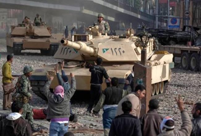 Αίγυπτος: Έτοιμος να επέμβει ο στρατός