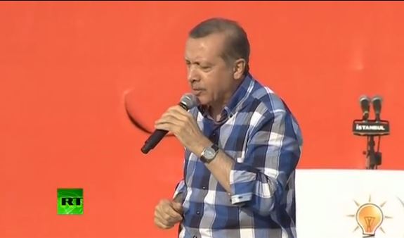 ΦΩΤΟ – Σχηματίζουν ανθρώπινες αλυσίδες