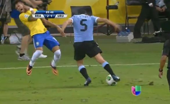 BINTEO-Nεϊμάρ ο… βουτηχτής