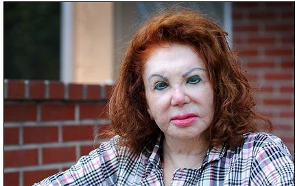 Η μητέρα του Ρόκι, ροκάρει