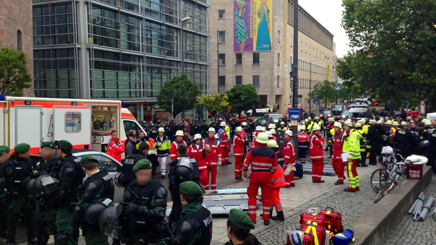 ΦΩΤΟ-Διέλυσαν καταυλισμό προσφύγων