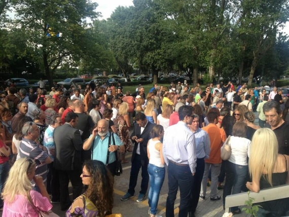 Παραμένουν στο Ραδιομέγαρο…