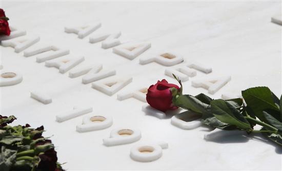 ΦΩΤΟ-Μνημόσυνο για τον Α. Παπανδρέου