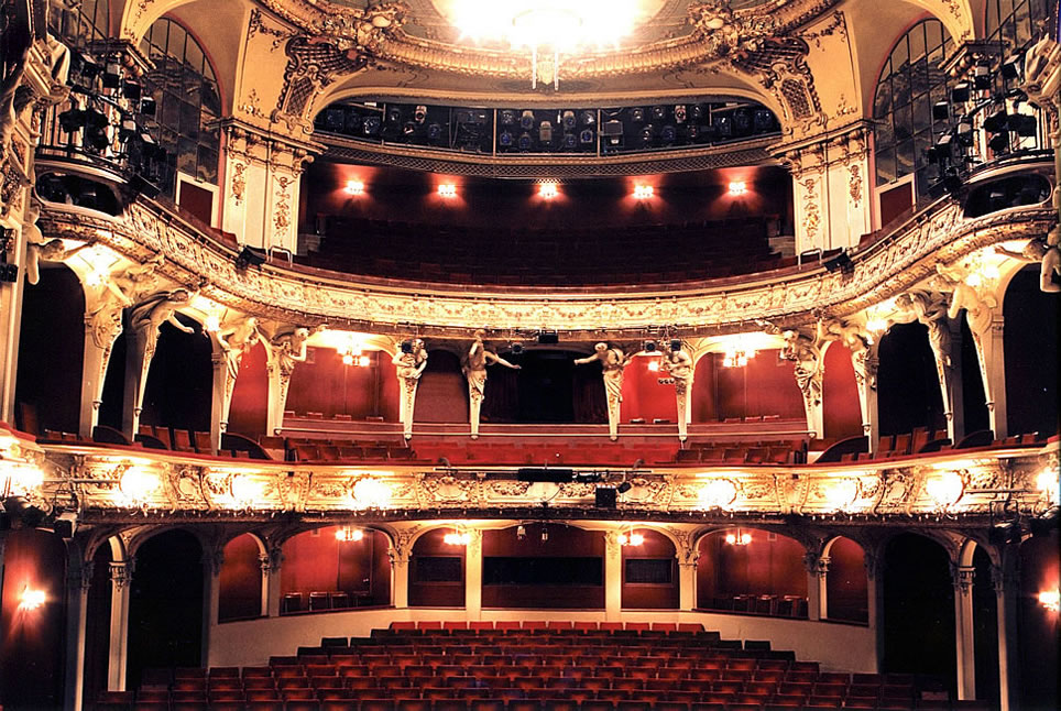 Κινδυνεύει με έξωση το Μπερλίνερ Ανσάμπλ