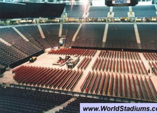 Τιμή εισιτηρίου.. 611 ευρώ!