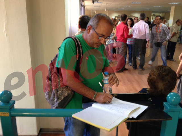 ΦΩΤΟ – Υπογραφές για την ΕΡΤ