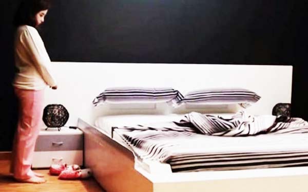 BINTEO- Το κρεβάτι που στρώνεται μόνο του!