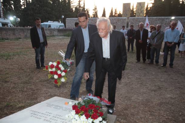 ΦΩΤΟ-Ο Τσίπρας και ο Γλέζος στο Σκοπευτήριο