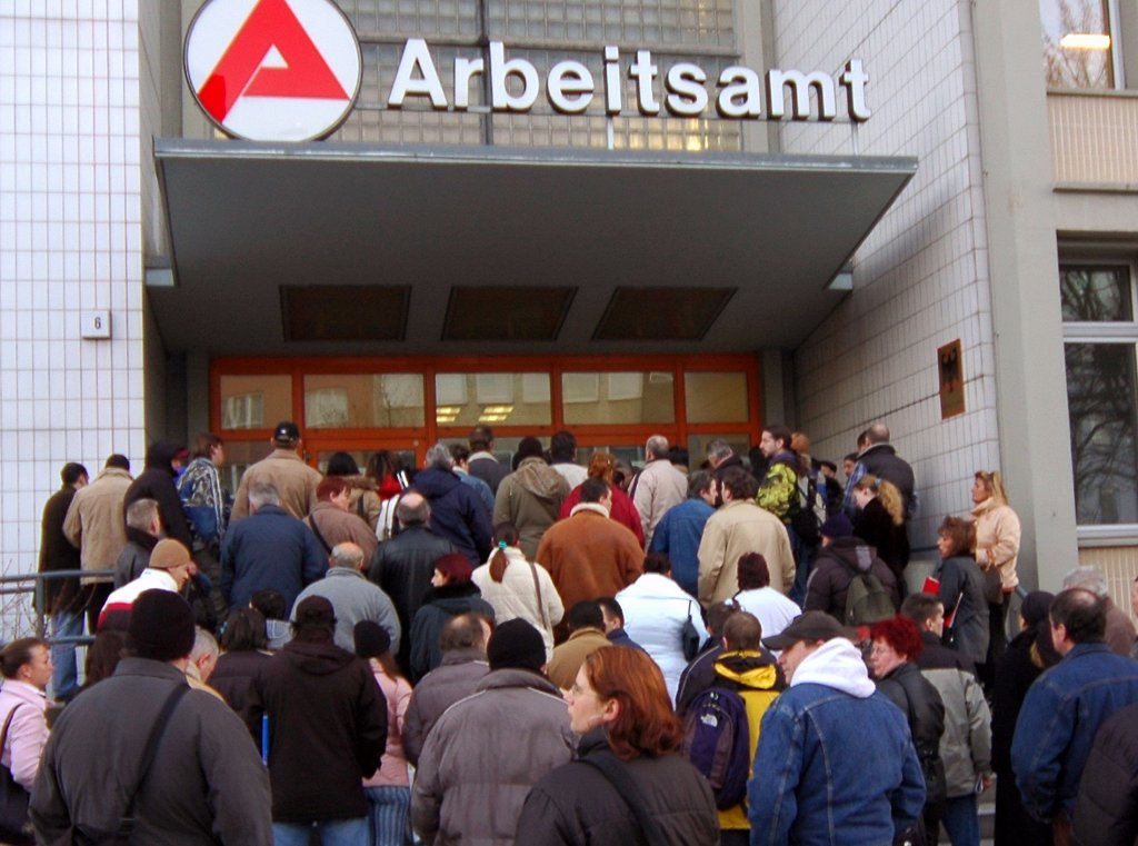 Μειώθηκε η ανεργία στη Γερμανία