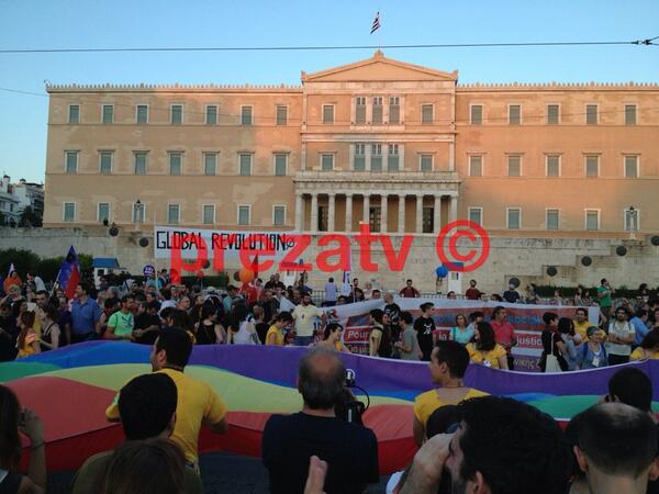 ΦΩΤΟ-Ολοκληρώνεται το Athens Pride