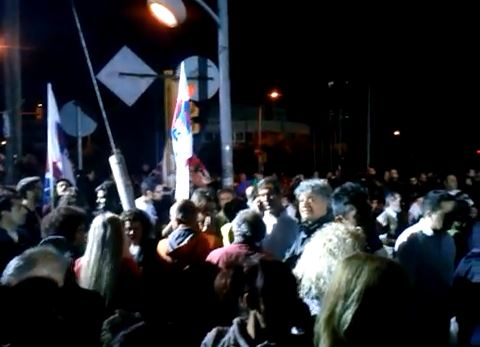 ΒΙΝΤΕΟ-Διαμαρτυρία πολιτών έξω από την ΕΤ3