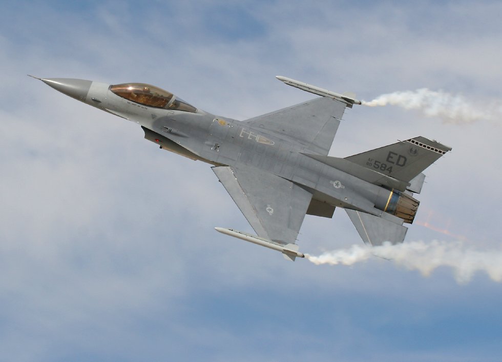 ΗΠΑ: F-16 συνετρίβη στην Αριζόνα