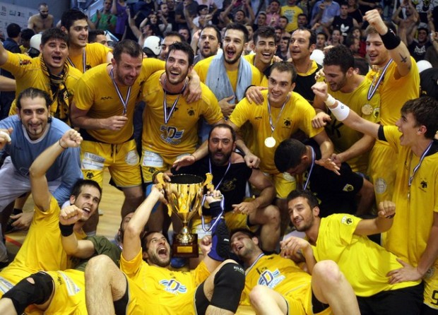 Νταμπλούχος στο χάντμπολ η ΑΕΚ