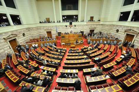Βουλή:Ενός λεπτού σιγή για το Δίστομο