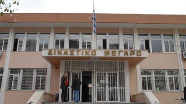 50χρονη παρενοχλεί 35χρονο