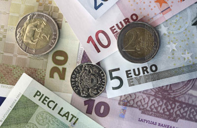 Πράσινο φως της ΕΕ για την ένταξη της Λετονίας στο ευρώ