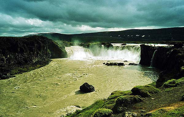 Ο καταρράκτης των… θεών