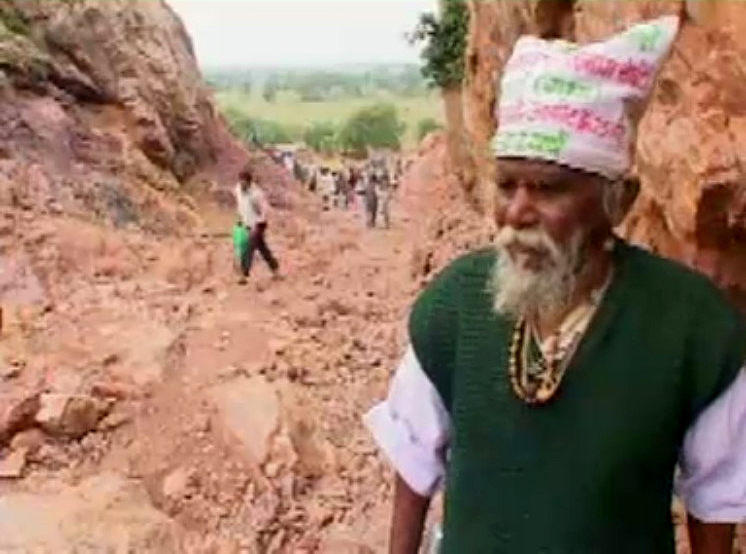 ΒΙΝΤΕΟ – Έσκαβε βουνό για 22 χρόνια