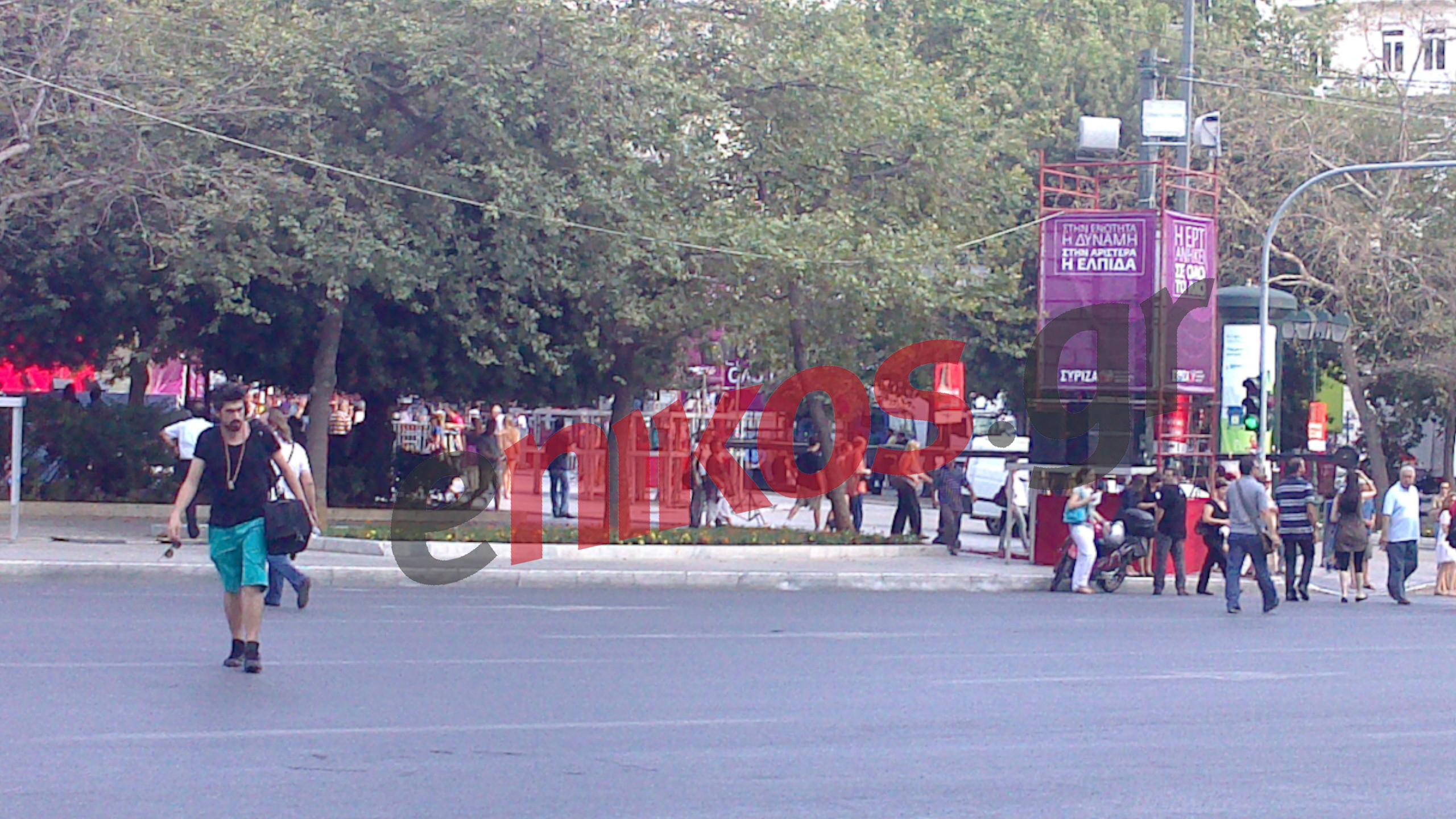 ΦΩΤΟ-Τώρα στο Σύνταγμα