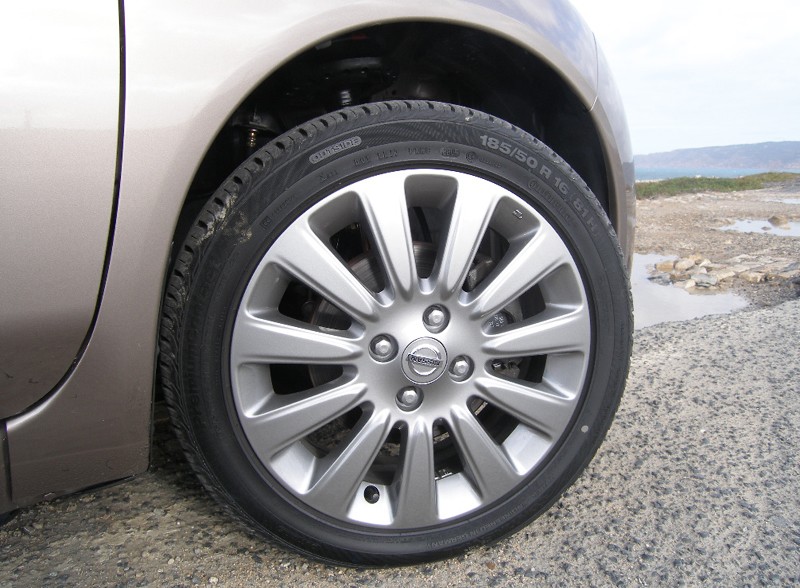 Λαθραία τσιγάρα στις ρόδες ΙΧ