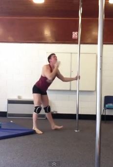 ΒΙΝΤΕΟ-Πέφτουν, αλλά το…διασκεδάζουν