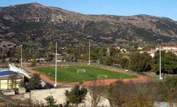 Ποδοσφαιριστής γρονθοκόπησε διαιτητή