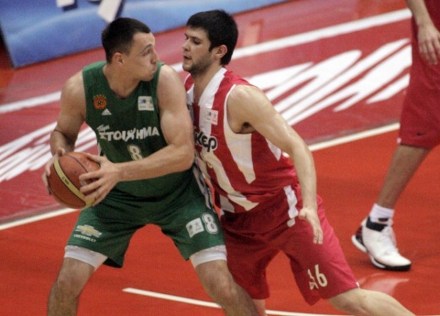 ΒΙΝΤΕΟ-Η τρικλοποδιά του Ματσιούλις στον Παπανικολάου