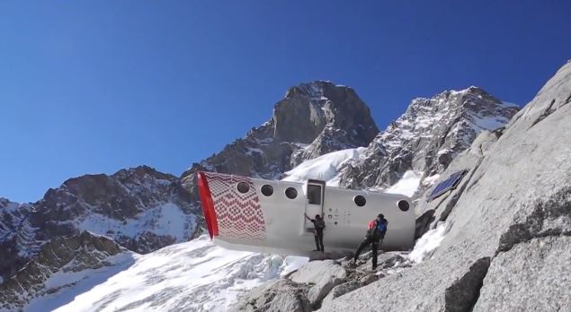 ΒΙΝΤΕΟ-Αλπική καλύβα στα… σύννεφα