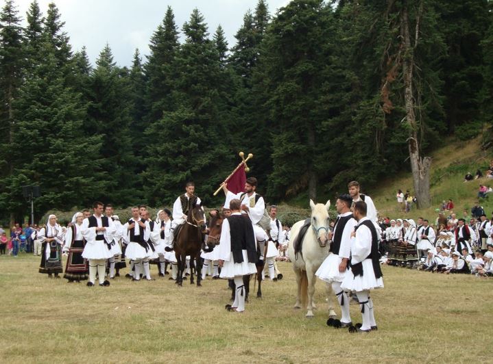 ΦΩΤΟ-Αντάμωμα των Σαρακατσαναίων