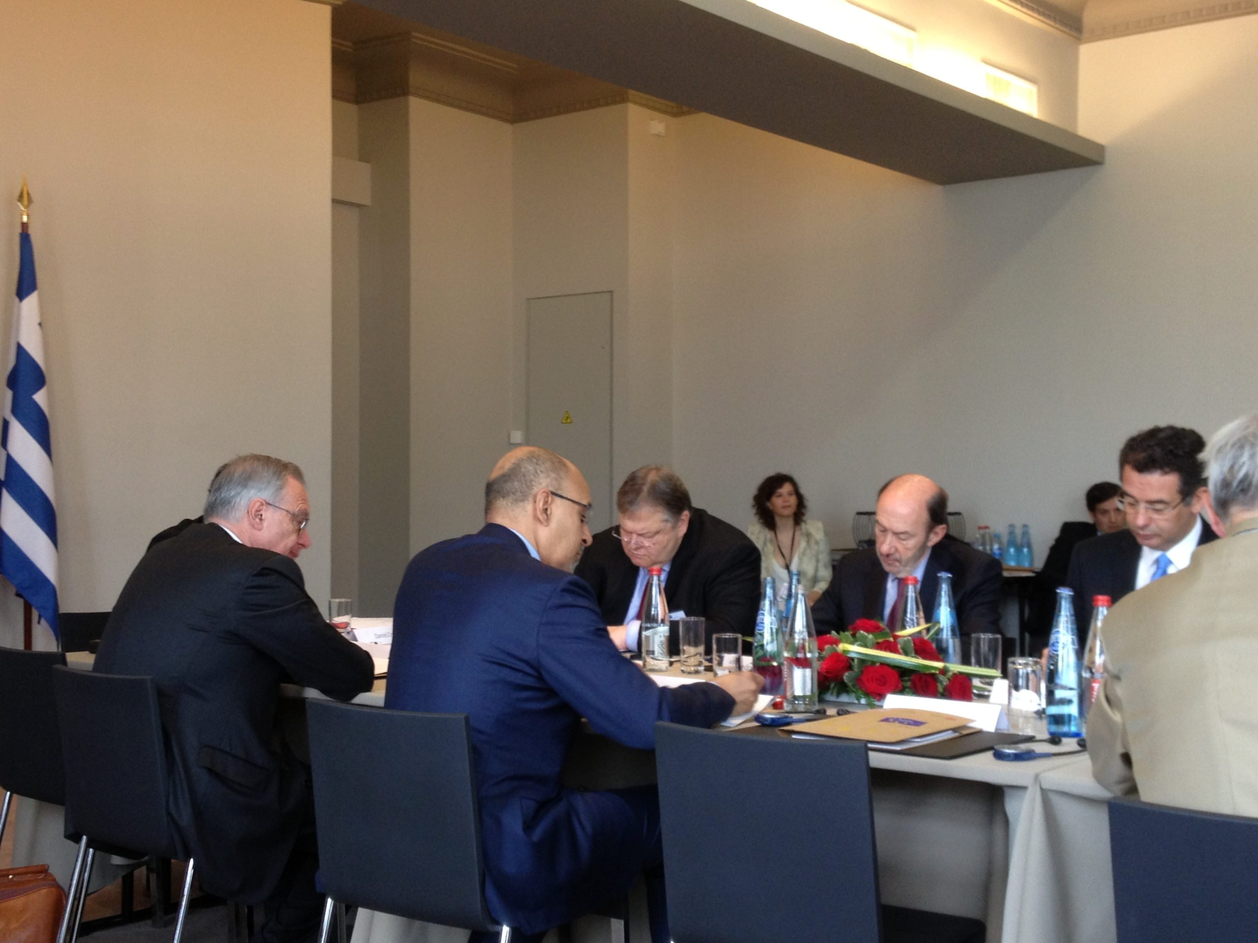 ΦΩΤΟ- Ο Βενιζέλος στο Παρίσι