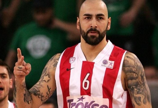 Άντιτς: Θέλω να μείνω