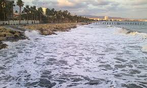 Πυρομαχικά στη θάλασσα