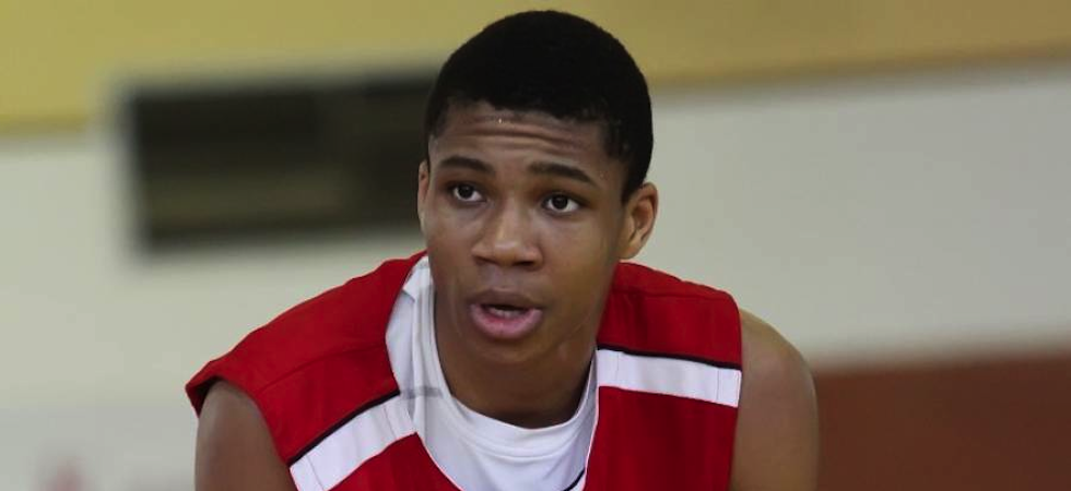 Η ζωή του Αντετοκούμπο στους New York Times