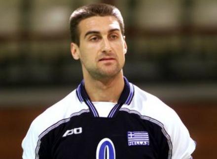 Τραγούδι αφιερωμένο στη μνήμη του Νίκου Σαμαρά