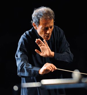 Γιατί παραιτήθηκε ο Ξαρχάκος