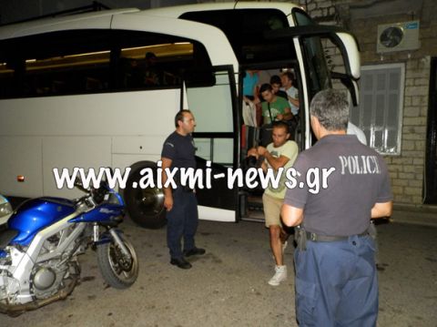 Λεωφορείο μετέφερε 31 λαθρομετανάστες