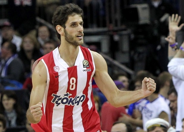 Μένει στον Ολυμπιακό ο Περπέρογλου