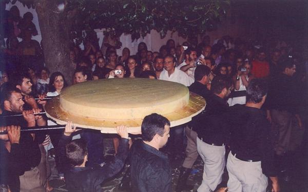 Τυρί “Γίγας” στα Ζωνιανά