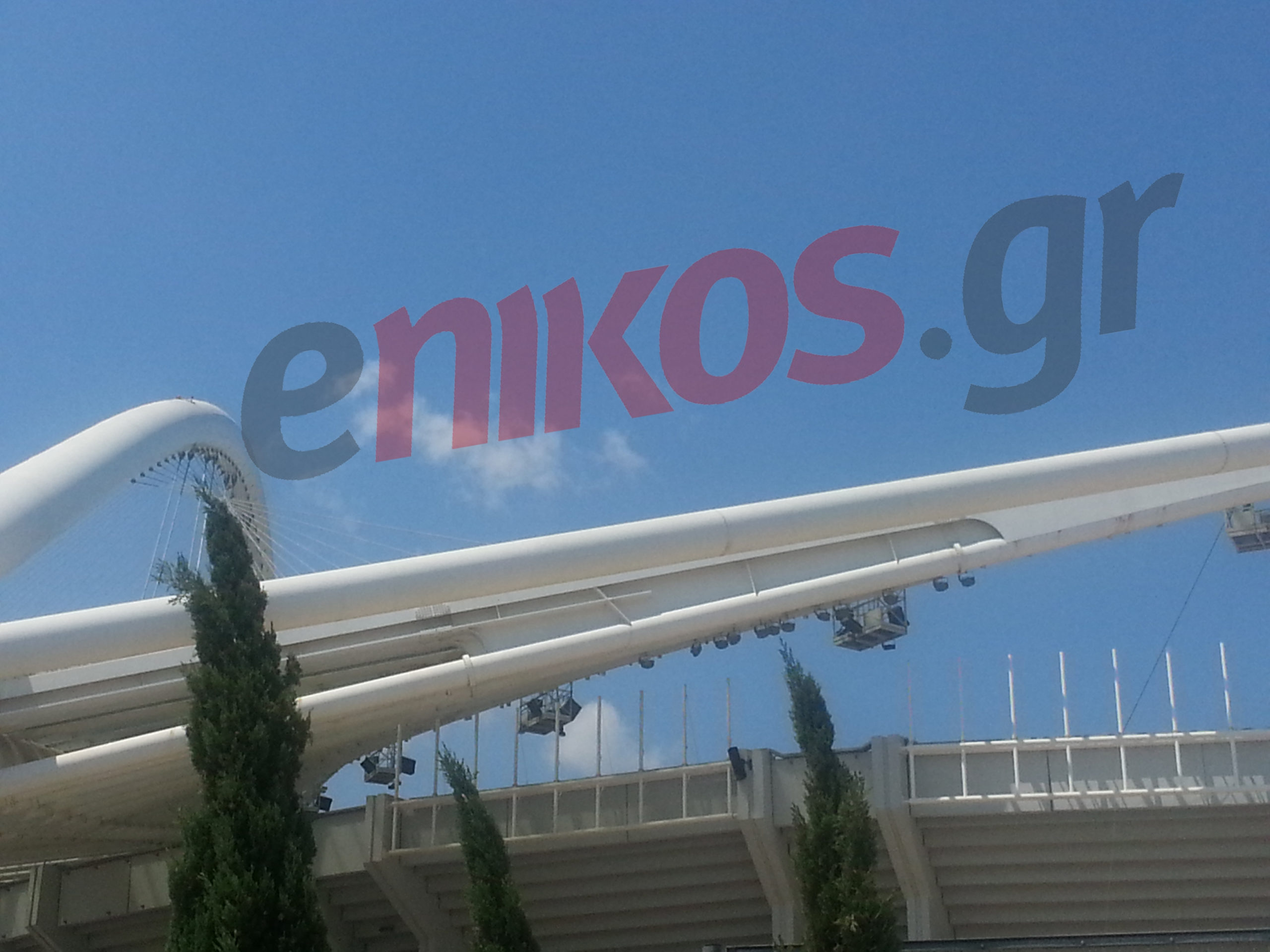 ΦΩΤΟ-Η “γερασμένη” στέγη Καλατράβα