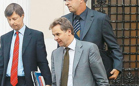 Έκλεισαν στις… 15.000 απολύσεις