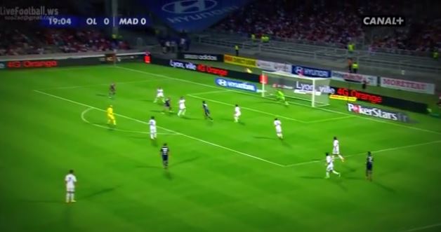 ΒΙΝΤΕΟ-Έβαλε γκολ χωρίς να βλέπει την εστία