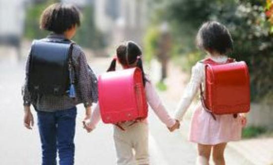 Λίγοι για το οικογενειακό επίδομα