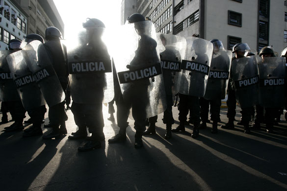 Περού: Συγκρούσεις φοιτητών με την αστυνομία